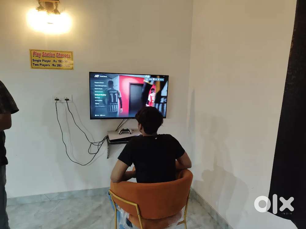 Chinese food boy required for cafe