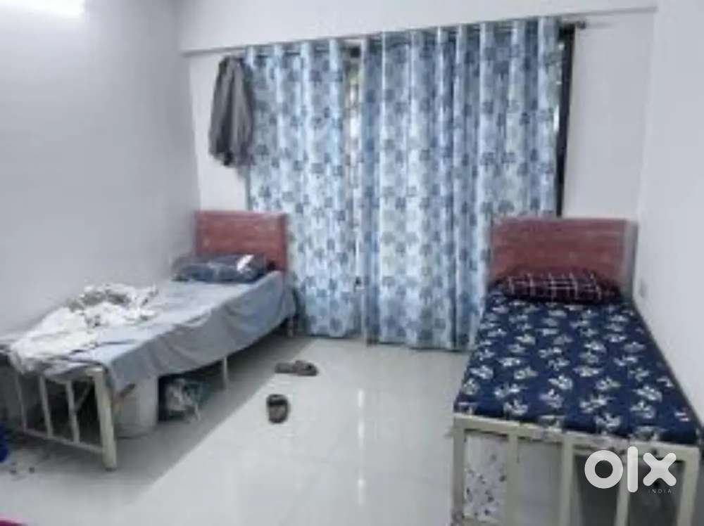 No brokerage male pg fully furnished 6000 near station Borivali w