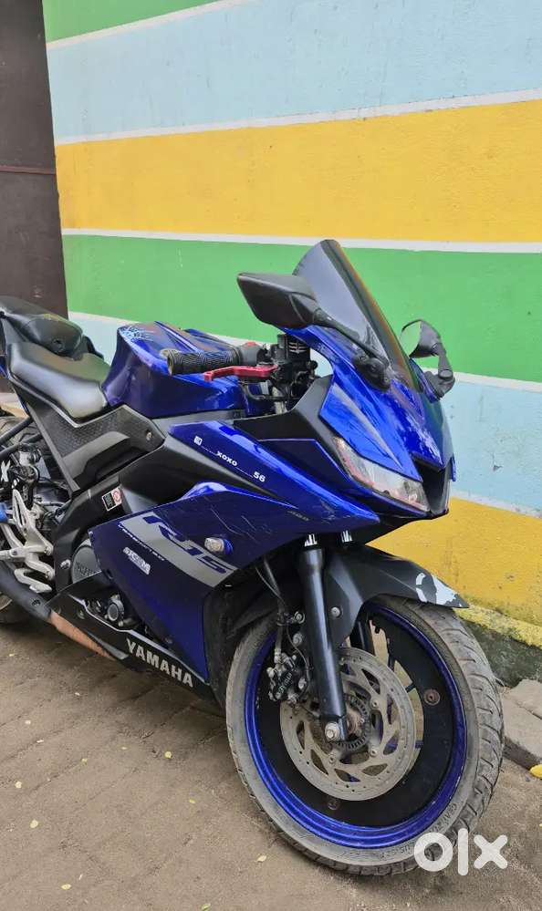 Yamaha R15 v3 bs6