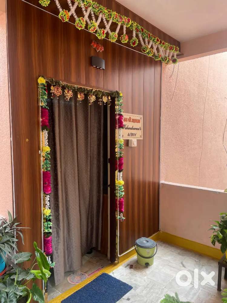 सर्व सुविधा युक्त फ्लैट बेचना हैं