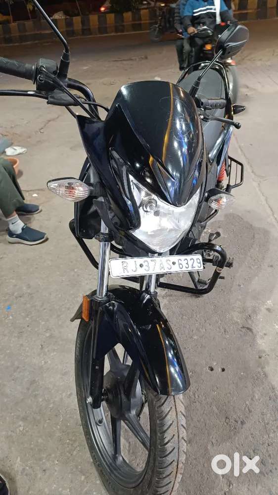 Recently complete service done bestmilage good looking sports look