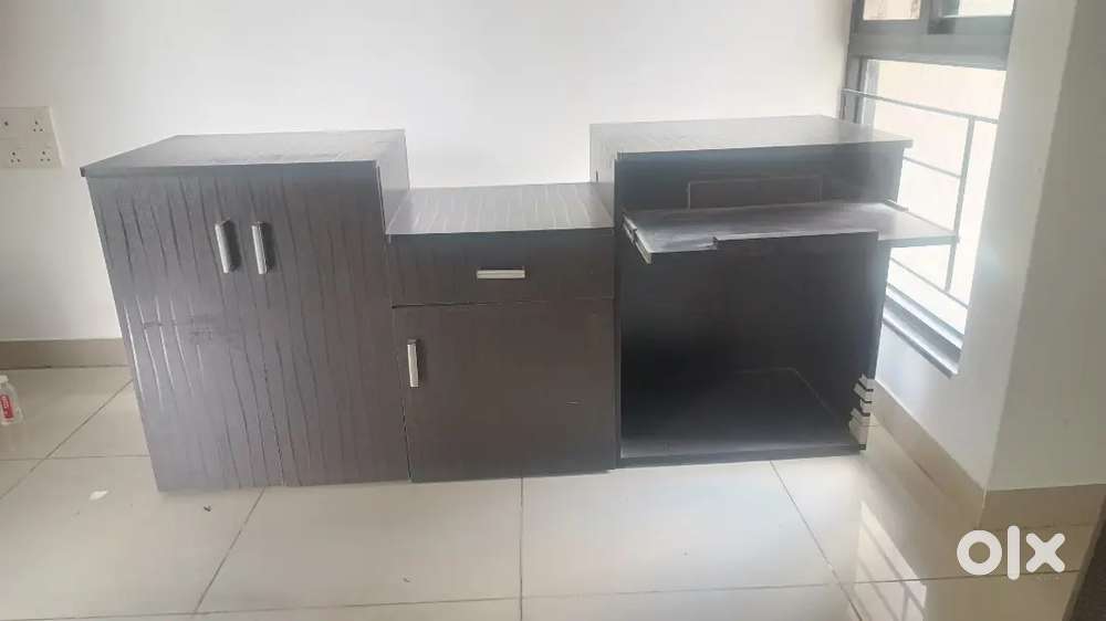 Computer Table with Storage (Pressed Wood)