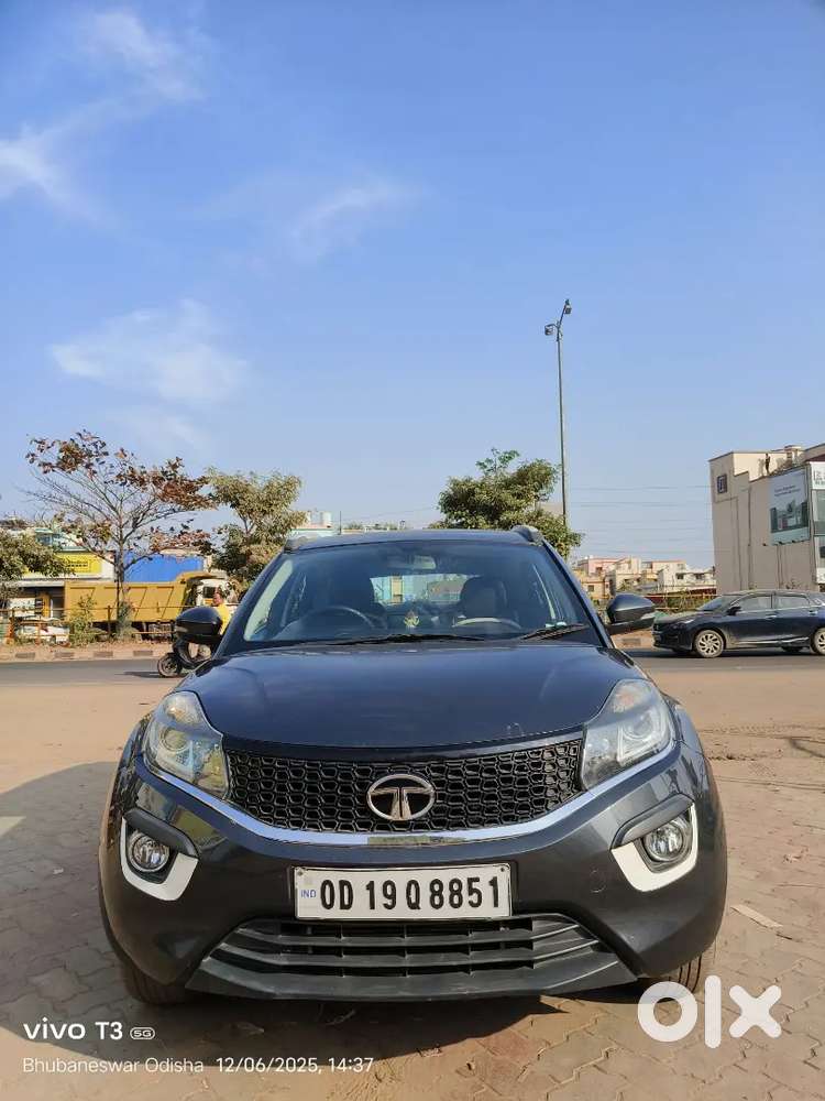 Tata Nexon 2019 Bs-4 Petrol Well Maintained