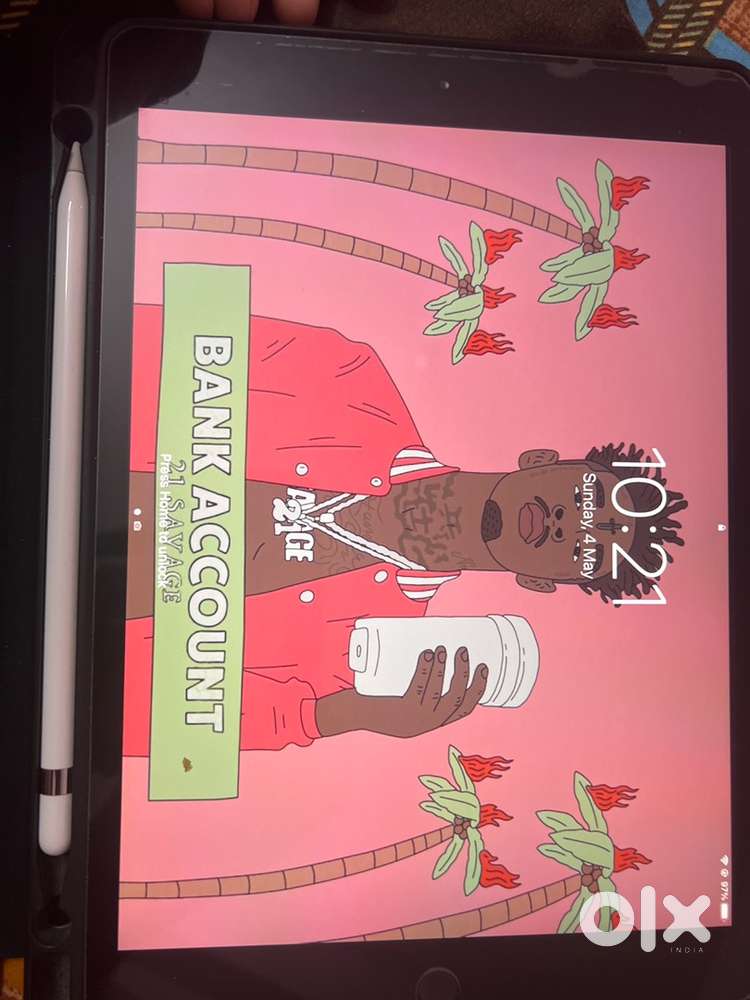 Ipad 7th gen (32gb)with Apple pencil