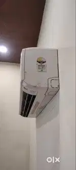 AIR CONDITIONER