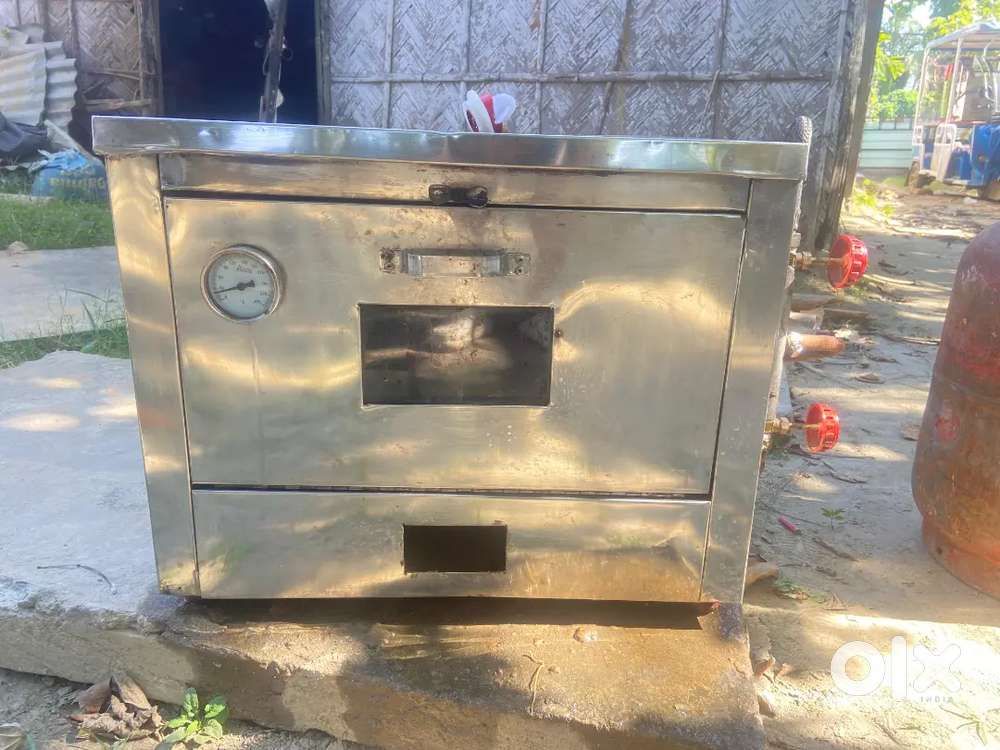 Pizza gas oven 6 month old