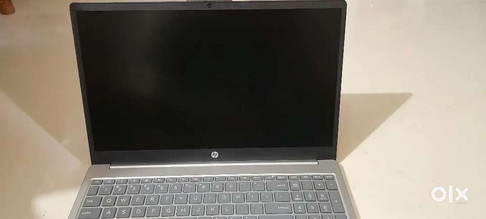 Hp Laptop 15-fc0388AU AMD Ryzen5 7430U Raden graphics16gb ram 512GBSDD