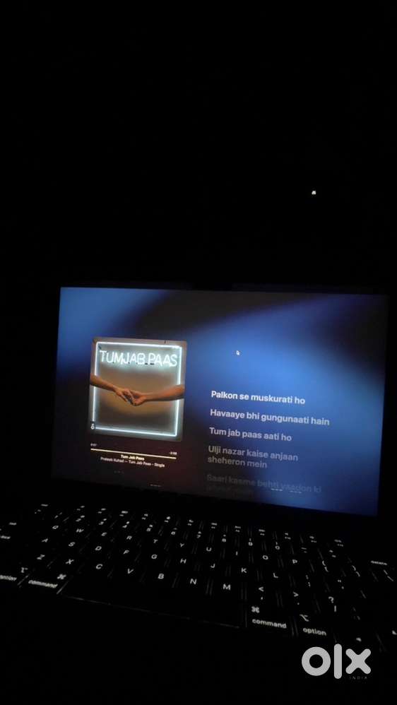 Macbook air m2 with apple care