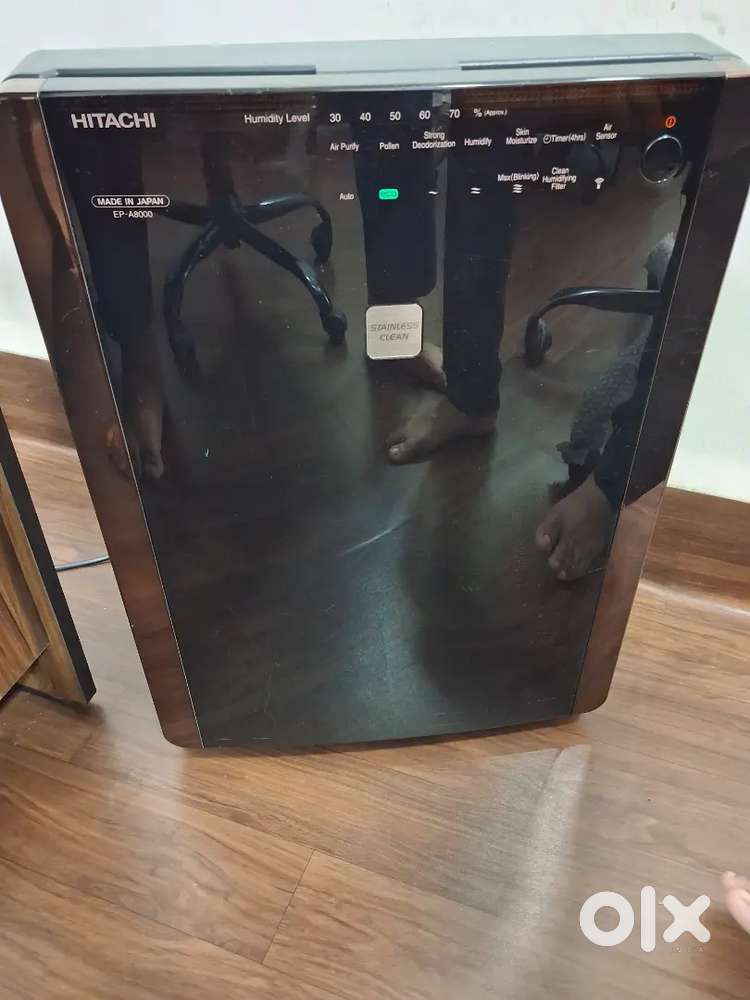 Hitachi Air purifier