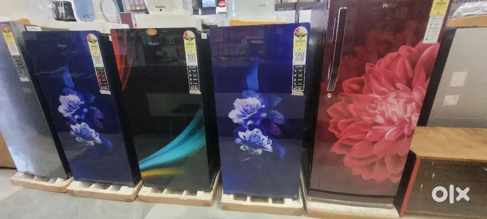 Higher 3 star refrigerator with glass door and trolley