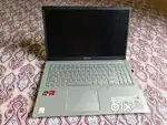 Asua vivobook 15 - ryzen 7 - 2 year old