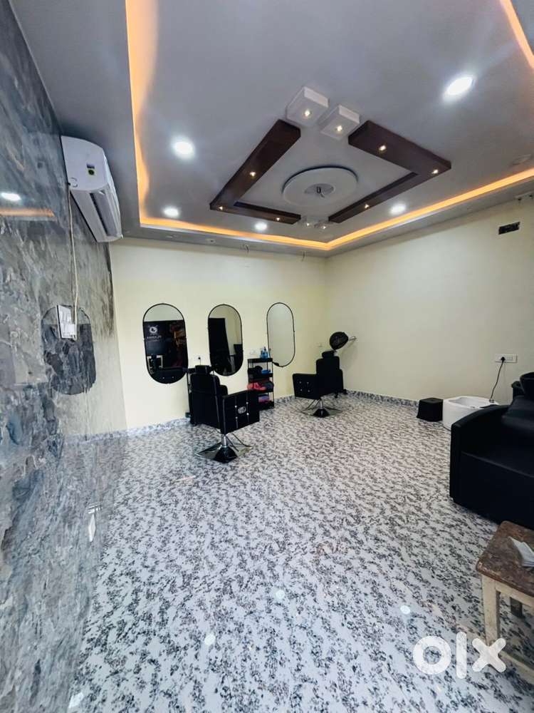 Saloon for sale