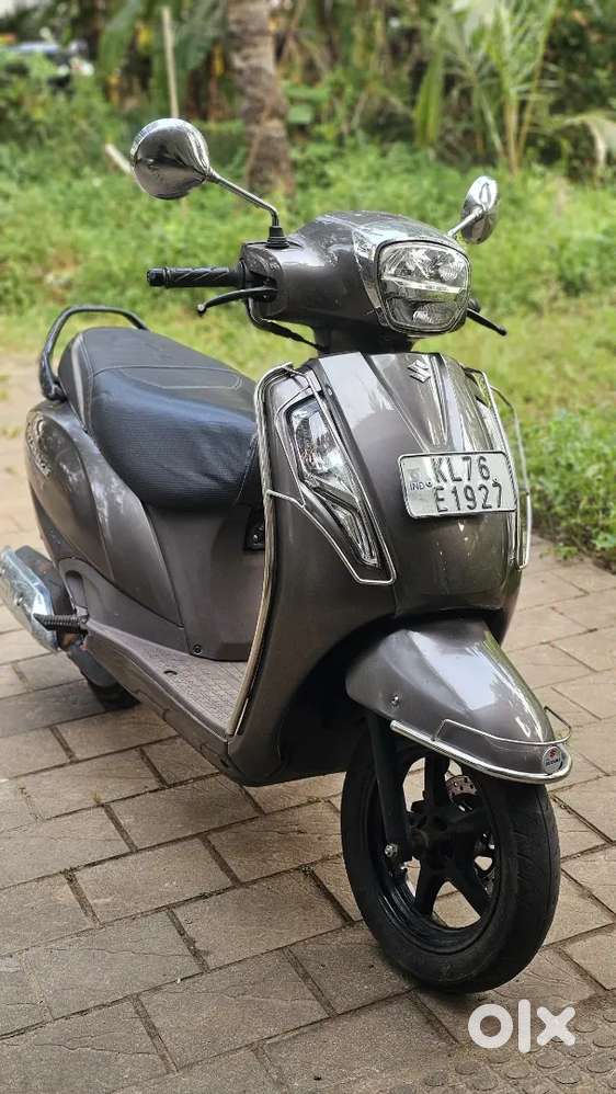 Suzuki access 2024 BT SINGLE OWNER LOW KM. showroom service
