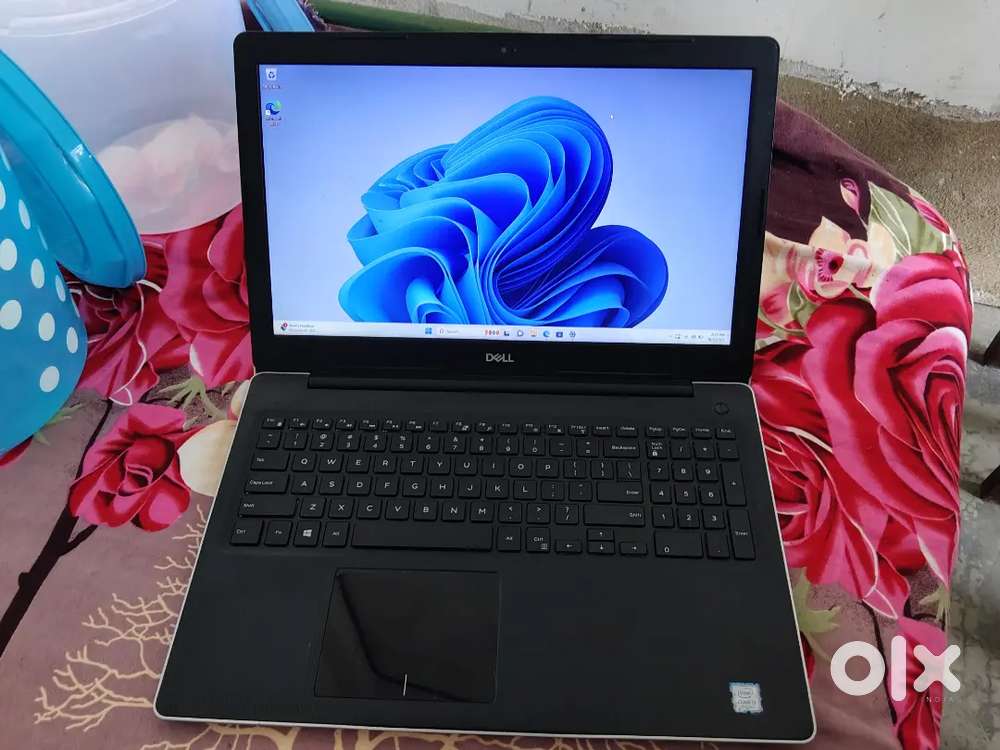 Dell espiron i3 7020U cpu  8gb 1tb storage