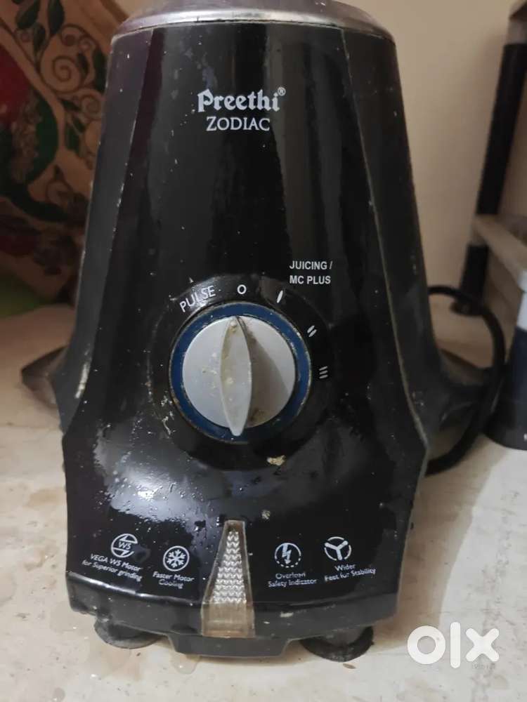 Preethi zodiac mixie