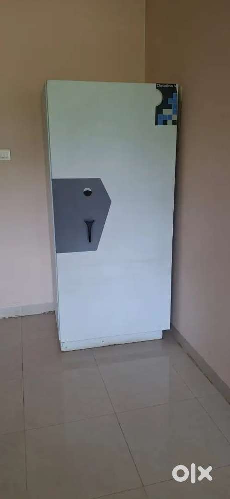 Godrej locker