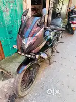 1 onwer pulsar 200 very gd condition all paper ubdate brand new