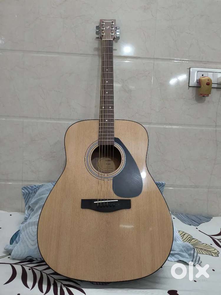 Acoustic guitar