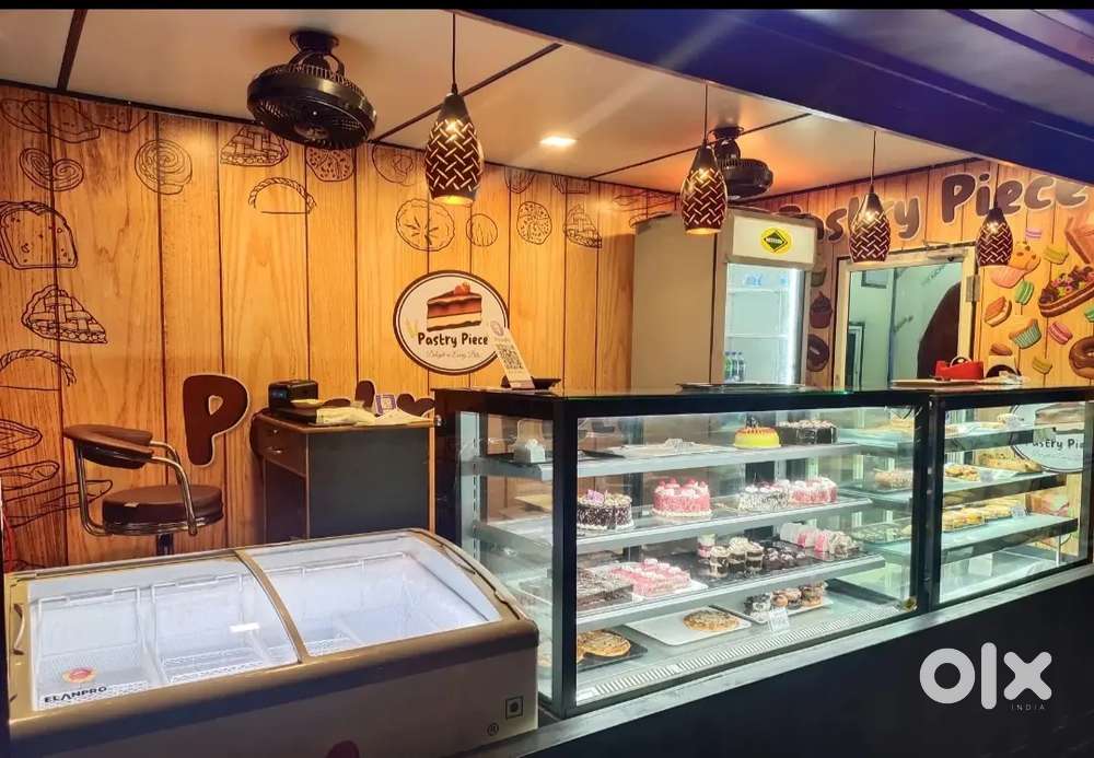 Bakery container type