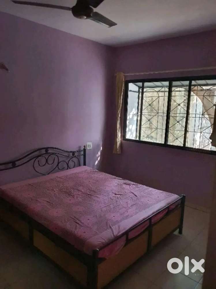 1 bhk semi furnished flat for rent Magarpatta South Gate