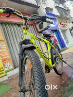Hercules Roadeo A75 26T 21 Gear Aluminum-Alloy Hybrid Cycle Neon Green