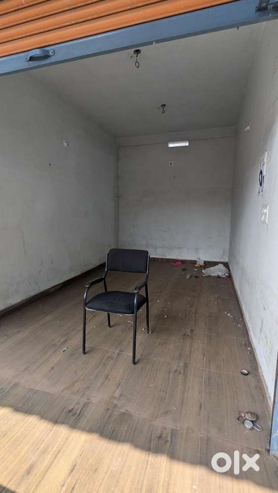 Shop/office space