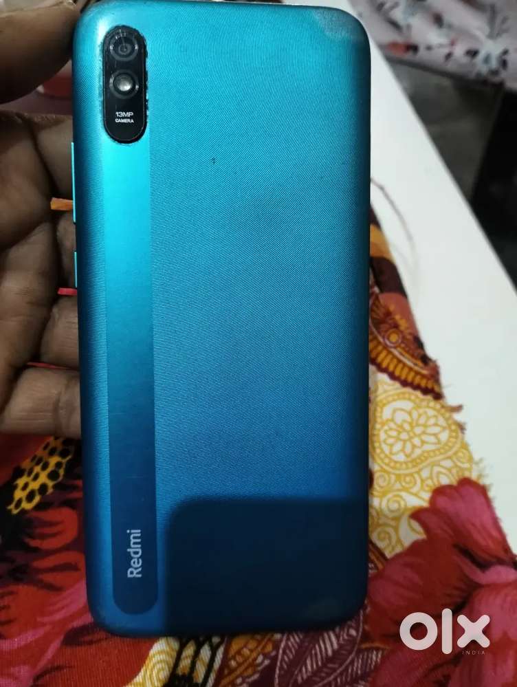 Redmi mobile hai warking vich hai