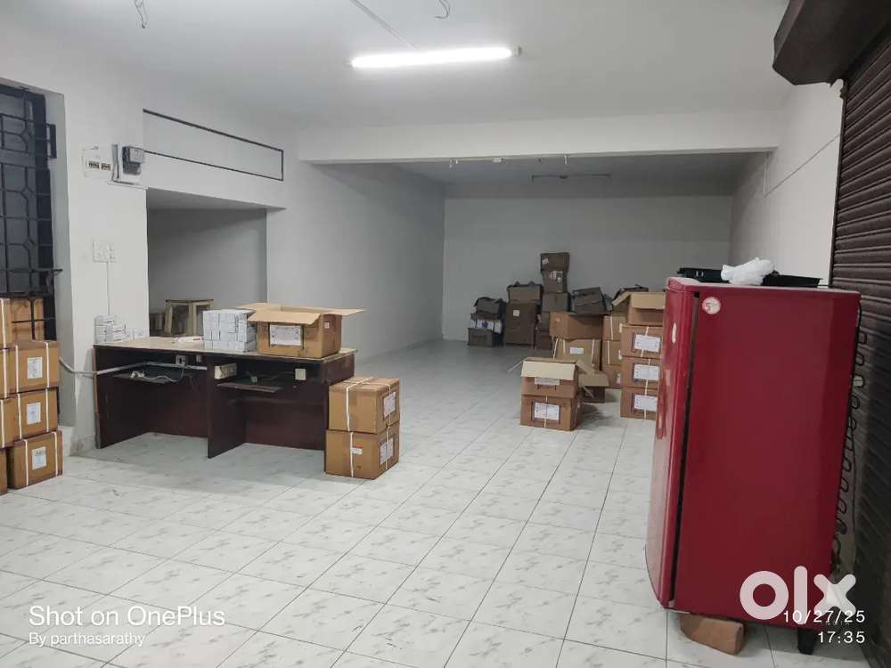 T Naga indipendent building 4650sqft