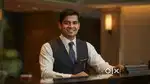 Male Hotel Receptionist Vacancy for Freshers