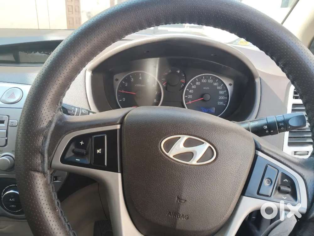 Hyundai i20 2011 petrol+ CNG