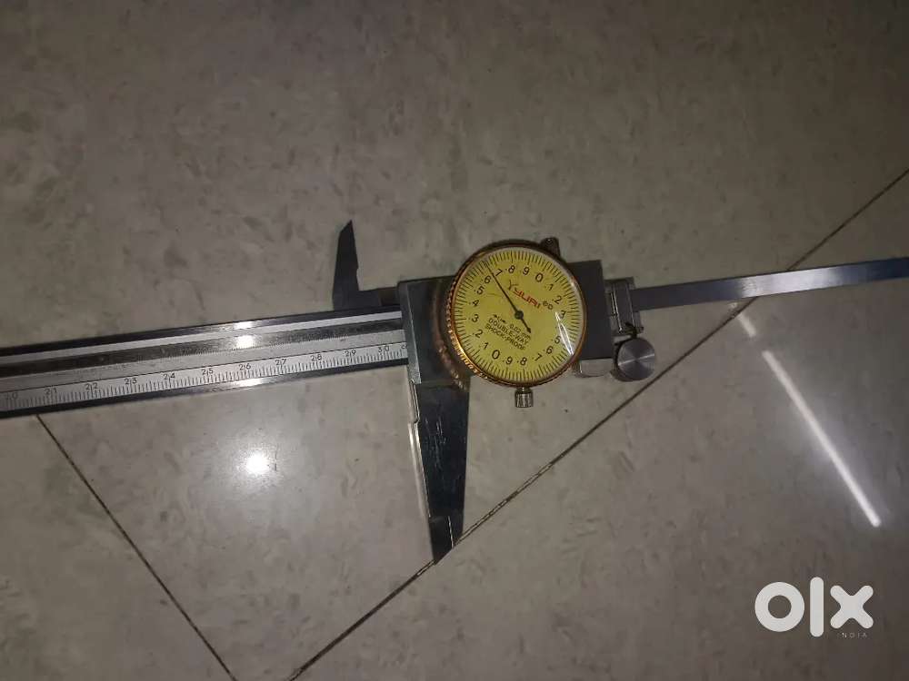 શોક-પ્રૂફ ડાયલ કેલિપર (0.02mm ની ચોકસાઈ સાથે)
​કિંમત: ₹૪,૦૦૦