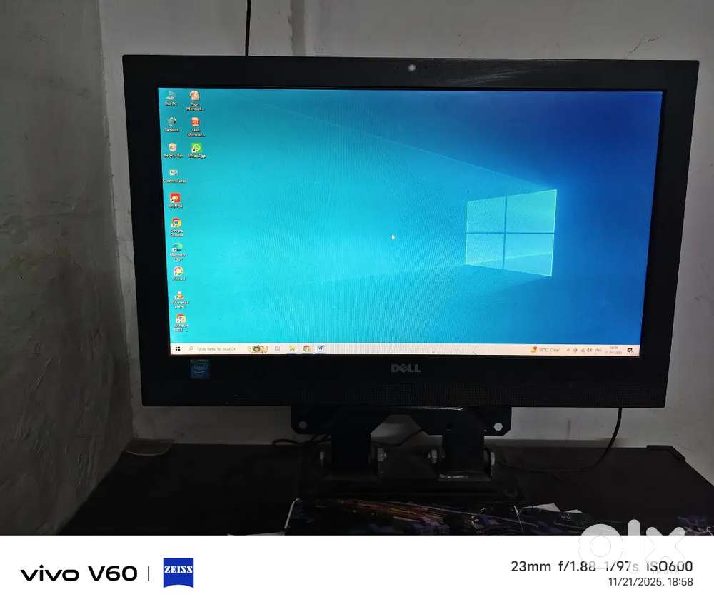 Dell  Desktop all in one computer