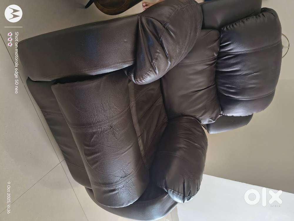 Recliner (Flipkart)
