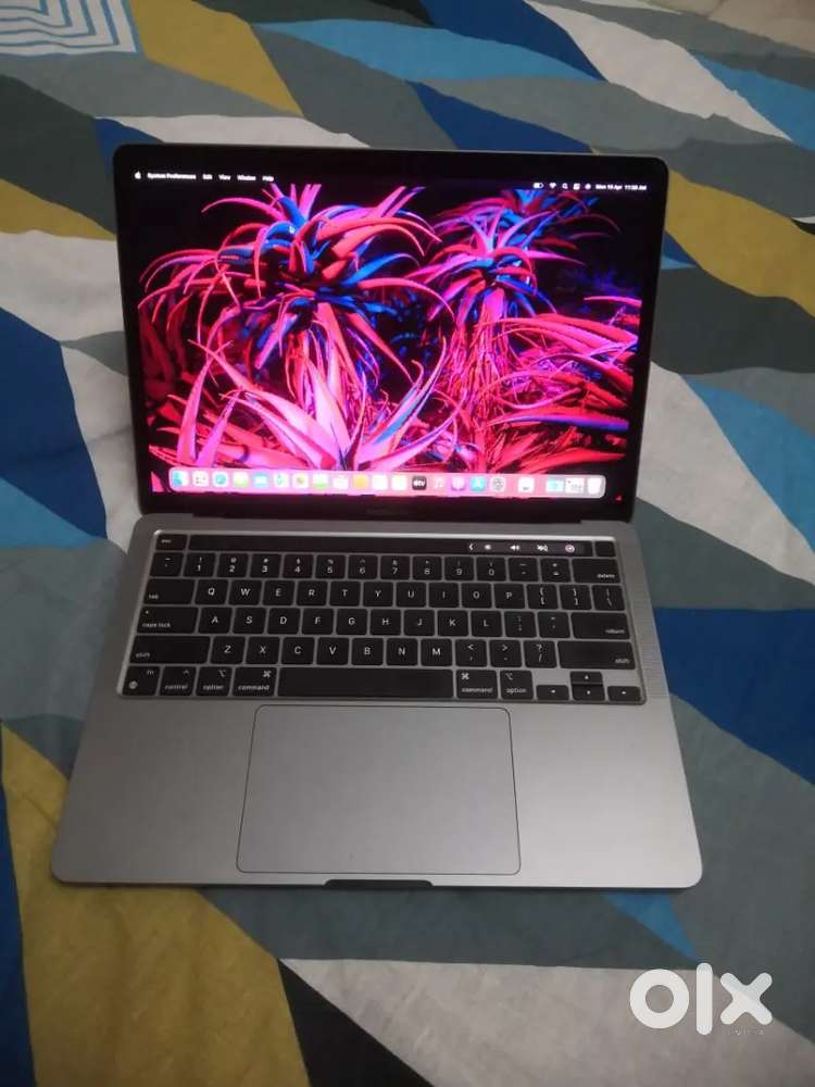 MacBook pro m1 touchbar M1 processor 8gb ram 500gb storage