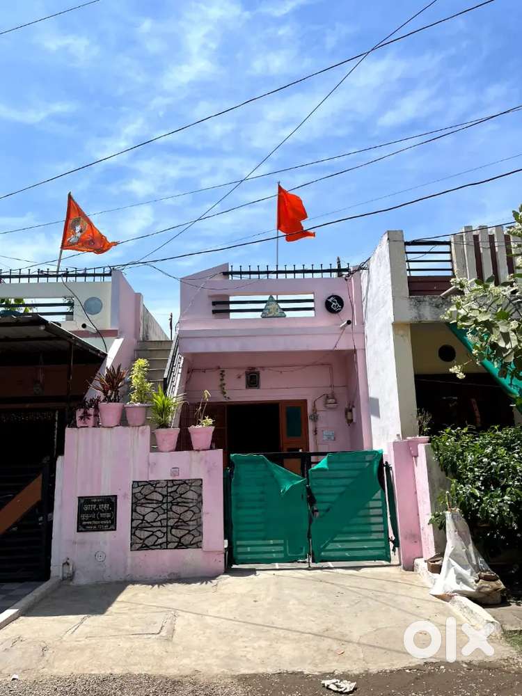 Makan bechna hai 2 bhk East facing