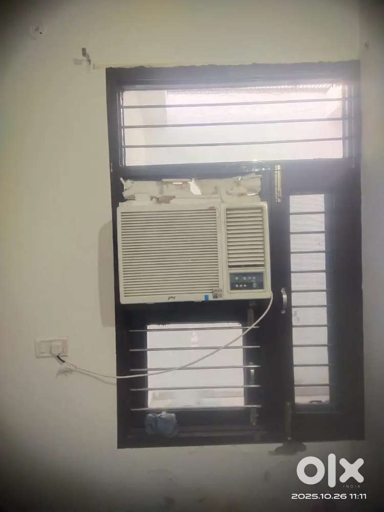 Window AC godrej company