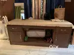 Salon furniture