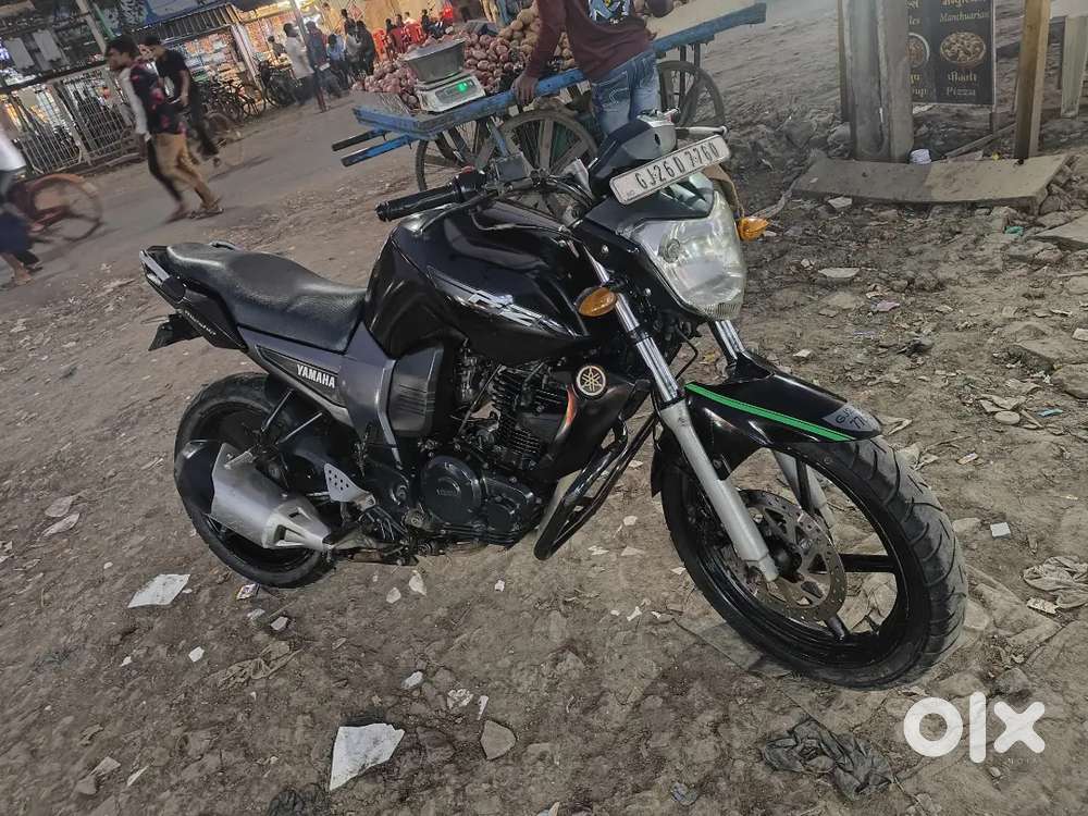 Yamaha fz 2012 model