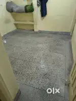 One room vacant in 2 bhk flat near vivekananda Marg
