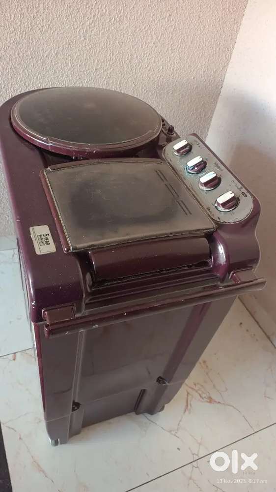 Whirlpool 8.5 Kg Semi Automatic - Excellent Condition  ₹5000 Only