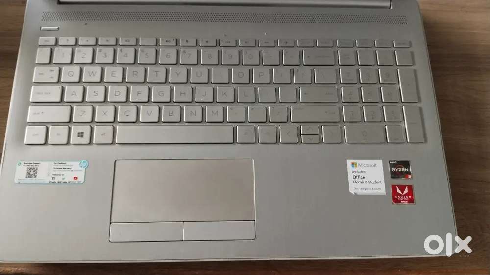 Hp laptop Ryzen 3 with radeon graphics