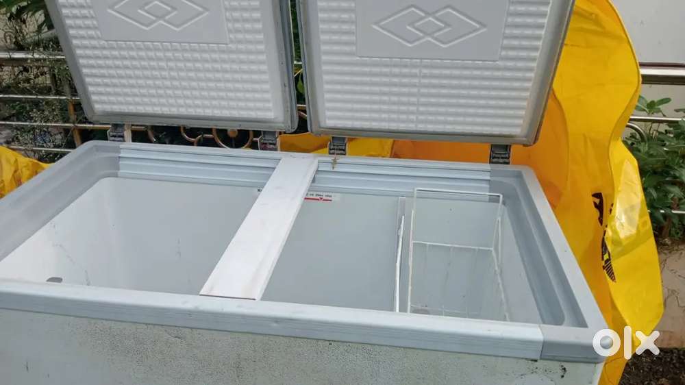 Ice Cream Freezer(ROCKWELL)/Display Fridge - Great Condition