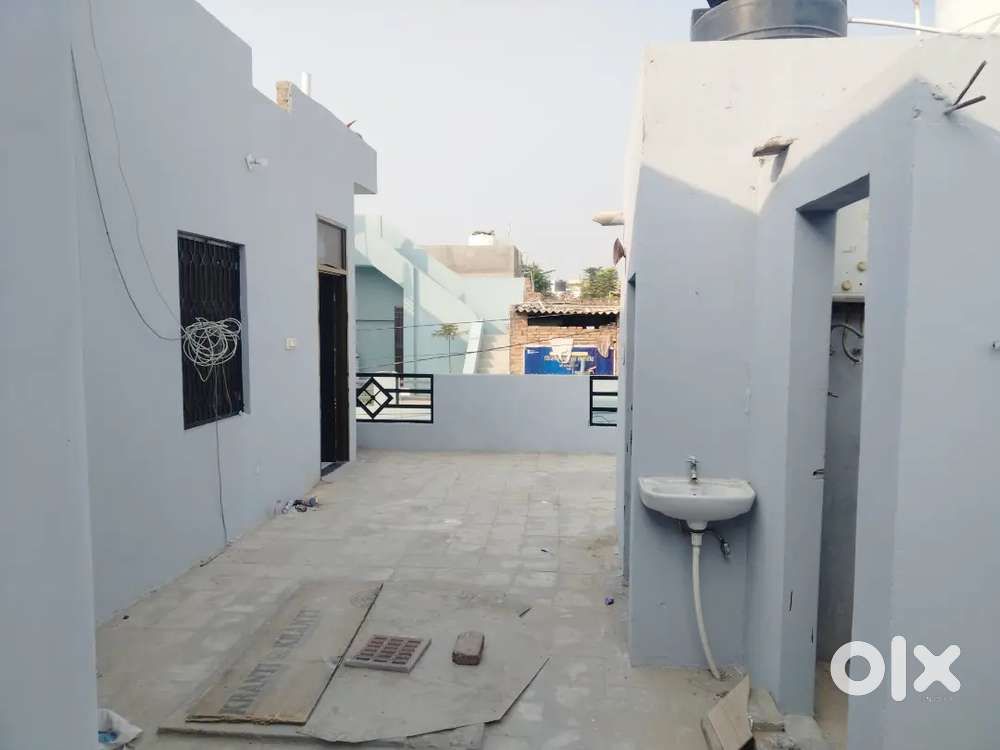 Only for girls rooms rent 1 room nd 2 room 6500 max 4 girls allowed