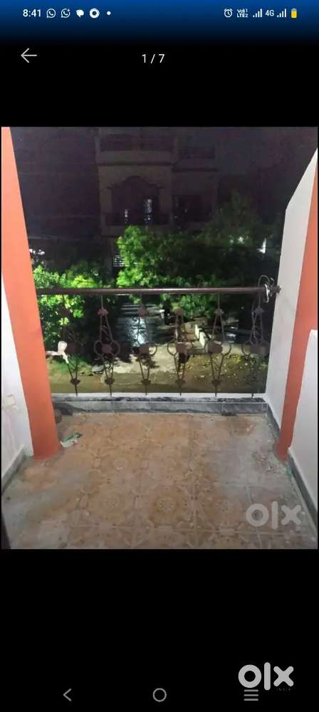 2 Room Set Independent in Good Location