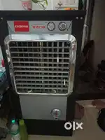 Cooler black