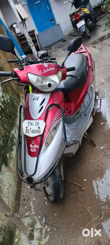 Hi i am sale my tvs scooty pap