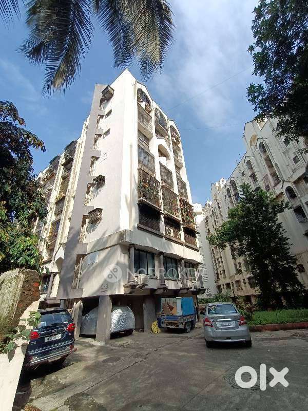 Consort CHS Borivali 2BHK For Sale!