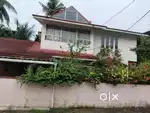 Eranakulam edapilly Kalamasery 7.5 cent 4 bedroom old house