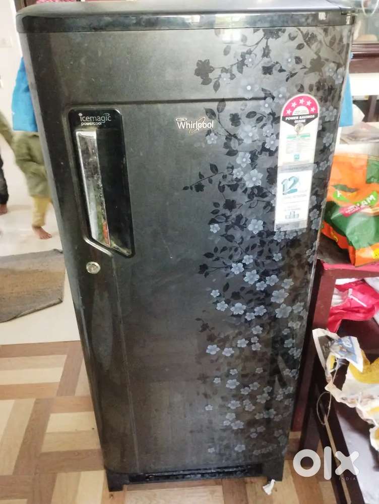 Whirlpool 5-Star Refrigerator – Excellent Condition
