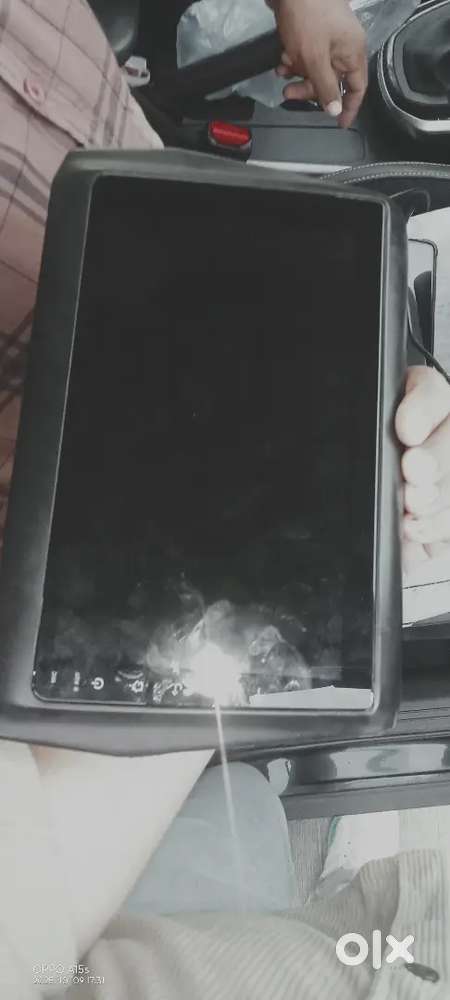 Display audioo system fram fit h kuch Krna ki jrurat nhi h lo or lagw